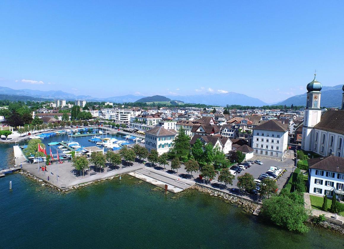 Dorf Hotel "Zuhause In Lachen" Exterior foto